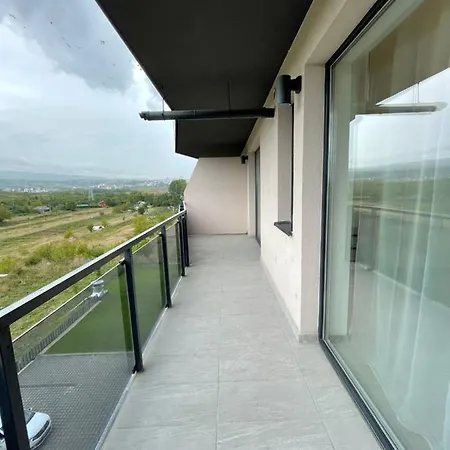 Bcb Aparts Grand Park Yellow Apartman