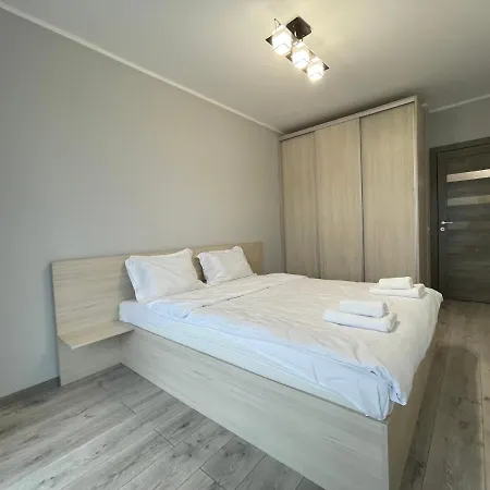 Bcb Aparts Grand Park Yellow Apartman