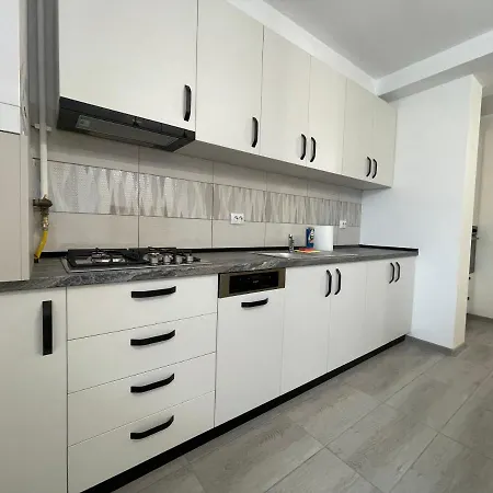 Bcb Aparts Grand Park Yellow Apartman *